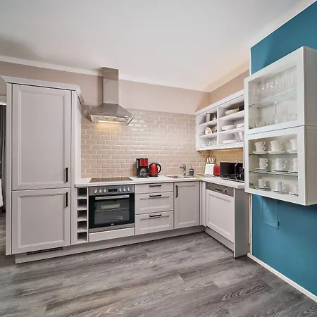 Mozart By Welcome To * Salzburg